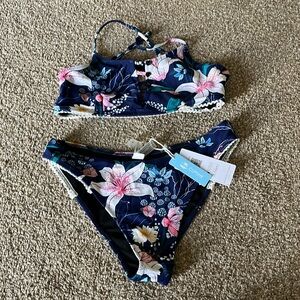 Woman size medium cupshe bikini.